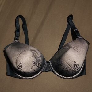 Warner's Side Smoothing  Black Sheer Lace Overlay  Underwire Bra 36D